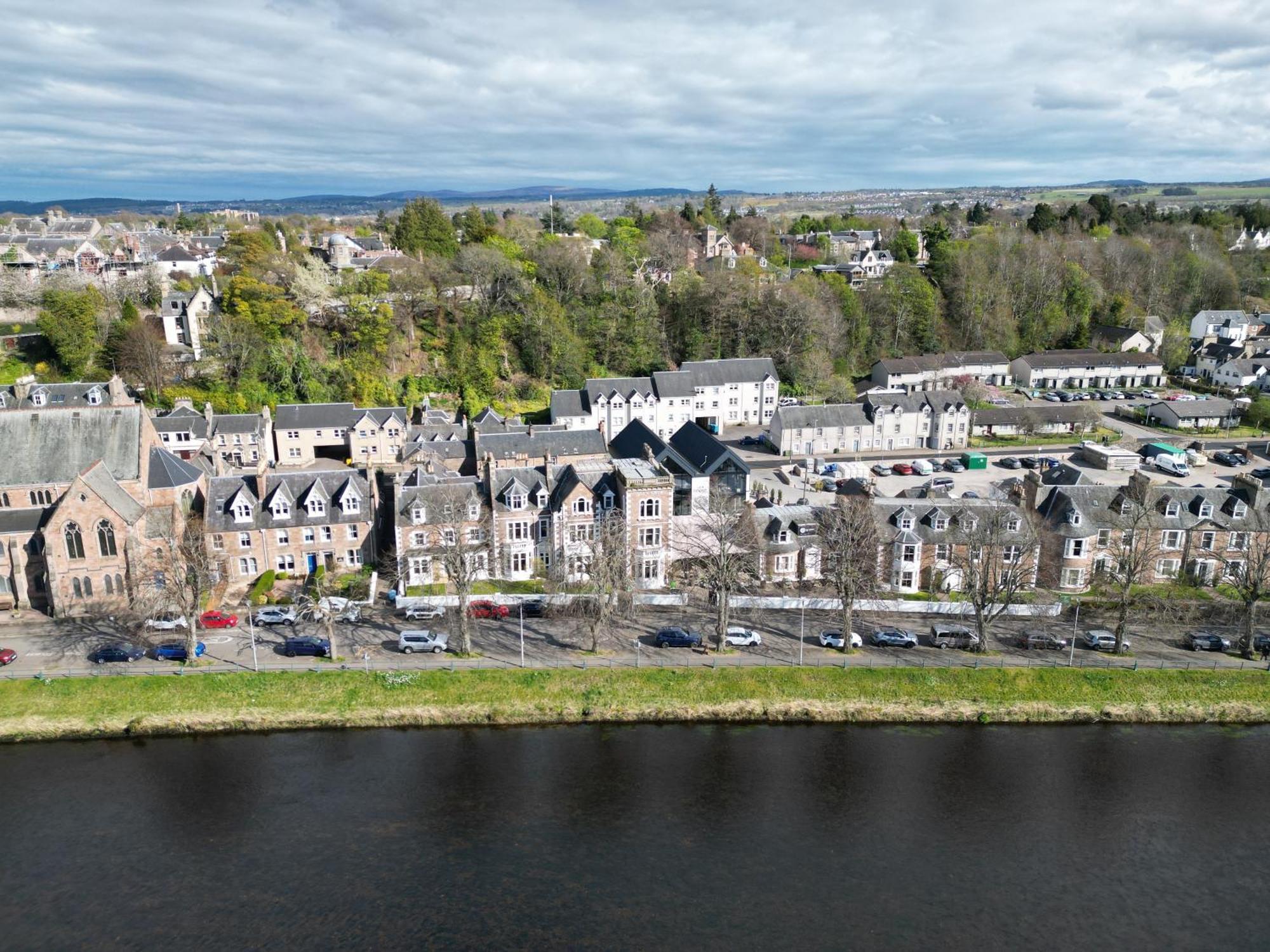 Glen Mhor At Uile-bheist 'brewstillery' Hotel Inverness